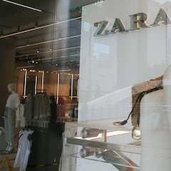 El truco de una extrabajadora de Zara para encontrar la ropa que queremos en el Black Friday: “Esta montaña de ropa es una mina de oro”