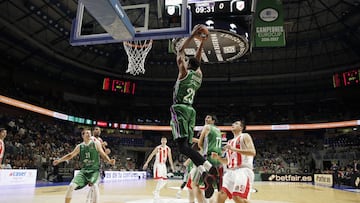10/11/17 PARTIDO EUROLEAGUE EUROLIGA
REGULAR SEASOSN ROUND 6
UNICAJA - ESTRELLA ROJA DE BELGRADO
JEFF BROOKS Y MILKO BJELICA