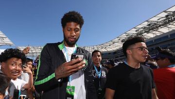 LOS ANGELES, CA - JUNE 12: NBA athlete Paul George arrives to the Epic Games Fortnite E3 Tournament at the Banc of California Stadium on June 12, 2018 in Los Angeles, California. Christian Petersen/Getty Images/AFP
== FOR NEWSPAPERS, INTERNET, TELCOS & TELEVISION USE ONLY ==