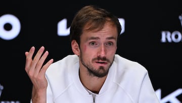 Daniil Medvedev tras la derrota frente a Jannik Sinner en el Open de Australia de 2024.