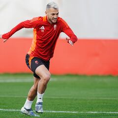 Stoichkov vuelve y quiere ser profeta en su tierra