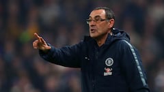 Fan criticism is not helpful to Chelsea players, says Sarri
