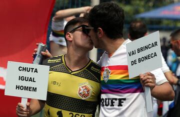 En la ciudad brasile?a de S?o Paulo se ha celebrado la Champions LiGay, una competici車n donde todos sus integrantes son homosexuales y que tiene como objetivo final acabar con la discriminaci車n en el f迆tbol.