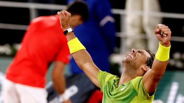 Tennis - French Open - Roland Garros, Paris, France - June 1, 2022 Spain's Rafael Nadal celebrates winning his quarter final match against Serbia's Novak Djokovic REUTERS/Yves Herman TPX IMAGES OF THE DAY