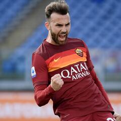 La Roma evita el desastre con un doblete de Mayoral