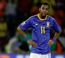 "El Valencia quiere a Trezeguet", dice su agente; y el City ofrece a Robinho