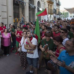 Sevilla se manifiesta para intentar salvar su baloncesto