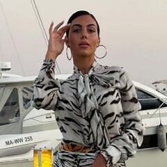 La profunda reflexión de Georgina con su posado de lujo más 'animal'