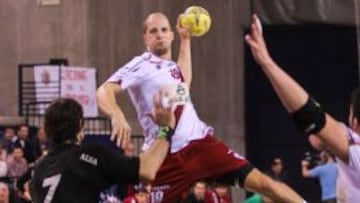 Zurdo mágico. Lanzamiento y pase, dos virtudes de Malmagro.