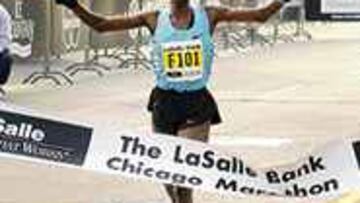 PLUSMARQUISTA. Catherine Ndereba, victoriosa en Chicago.