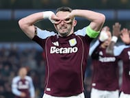 BIRMINGHAM (United Kingdom), 19/03/2026.- Aston Villa's John McGinn reacts after scoring the 1-0 lead goal against Lille during the UEFA Europa League round of 16, 2nd leg match between Aston Villa and Lille OSC, in Birmingham, Britain, 19 March 2026. (Reino Unido) EFE/EPA/ADAM VAUGHAN
