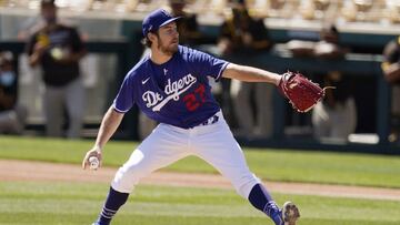 La reciente contrataci&oacute;n de los Dodgers port&oacute; indumentaria no permitida por la liga en un duelo de spring training y podr&iacute;a recibir una sancionado.