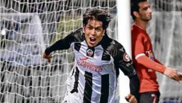 <b>DE DULCE. </b>Tras un comienzo titubeante, el ariete argentino está conciliado con el gol.