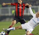 Ibra y Dinho lideran la victoria del Milán