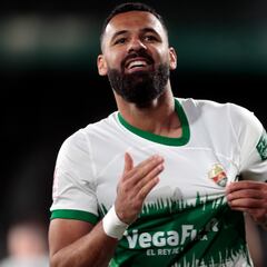 El Elche elige el camino corto