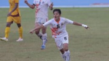 Tshering Dorji celebra su gol.