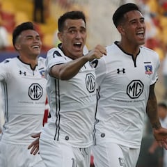 Colo Colo despeja las dudas con un sólido triunfo ante U. Española