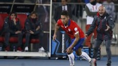 Jorge Sampaoli, primer DT en lograr un t&iacute;tulo con Chile.