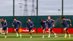 MANCHESTER, ENGLAND - AUGUST 17: (EXCLUSIVE COVERAGE) Christian Eriksen, Charlie McNeill, Alejandro Garnacho, Donny van de Beek of Manchester United in action during a first team training session at Carrington Training Ground on August 17, 2022 in Manchester, England. (Photo by Ash Donelon/Manchester United via Getty Images)