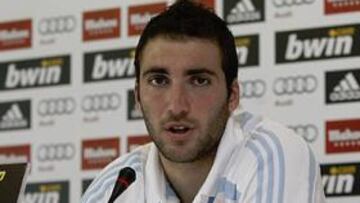 Higuaín.
