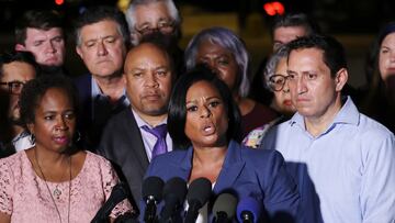 Representative Nicole Collier speaks to the press after Democratic members of the Texas House of Representatives fled the state.