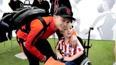 Trippier and Atlético help young fan to enjoy a Metropolitano day