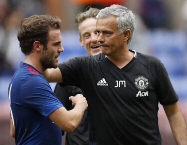 Mata hits out over Mourinho "lies"