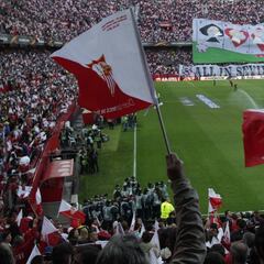 El Sevilla expedienta a 5 socios por intentar revender su abono