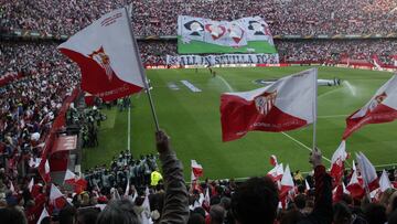 El Sevilla expedienta a 5 socios por intentar revender su abono