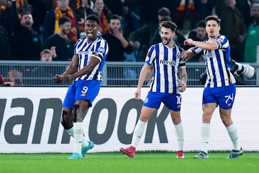 El Olímpico de Roma presenció uno de los mejores goles de la carrera del delantero español del Oporto. Samu abrió el marcador del encuentro gracias a una increíble chilena. A pesar de ello el conjunto portugués perdió ante la Roma.