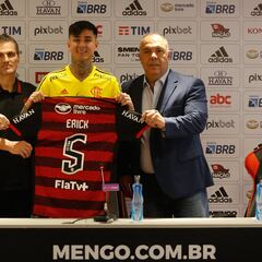 La pregunta extrafutbolística que incomodó a Erick Pulgar