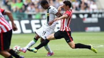 Aduriz marcó un hat-trick ante el Monchengladbach.