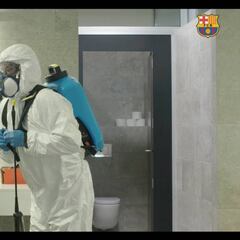 El Barça muestra cómo se prepara para la fase 3 y desinfecta las botas de Messi