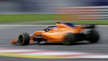 Fernando Alonso, a los mandos del McLaren en el circuito Red Bull Ring.