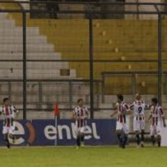 Palestino arruina el debut de Jaime Vera y duerme sublíder