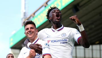 Solskjaer hails 'exciting' Chelsea squad ahead of EFL Cup tie