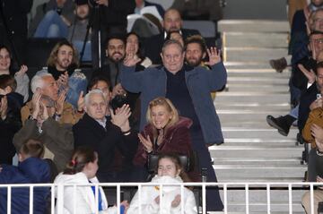 Bernardo España Edo "Españeta" mítico utillero del equipo, jubilado ya. En la presentación del partido.