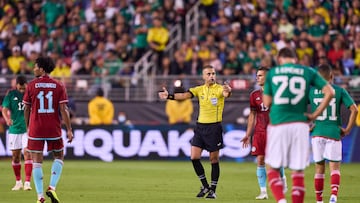 Referee Nima Saghafi (USA) during the game Mexican National Team (Mexico) vs Colombia, the friendly match in preparation for the FIFA World Cup Qatar 2022 at Levis Stadium, on September 27, 2022.
<br><br>
Arbitro Nima Saghafi (USA) durante el partido Seleccion Mexicana (Mexico) vs Colombia, amistoso de preparacion rumbo a la Copa Mundial de la FIFA Qatar 2022, en el Estadio Levis, el 27 de septiembre de 2022.