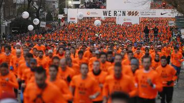 Vista de los participantes en la carrera popular de la tradicional San Silvestre Vallecana de 2015.