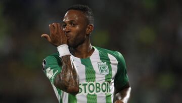 Reinaldo Lenis durante el partido entre Nacional y Delf&iacute;n por Copa Libertadores