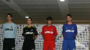 Ángel Torres presentando la nueva equipación del Getafe