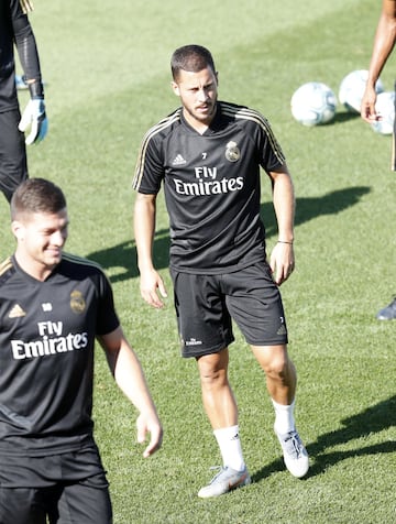 El Real Madrid se entrena antes del estreno en Vigo