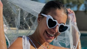 El posado veraniego de Ana Guerra con el que dice adiós a la soltería