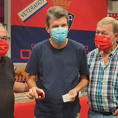 Unzué: “Recibir la insignia es una gran satisfacción”