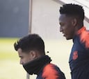 Todos los ojos en Yerry: Mina protagonista en el entreno