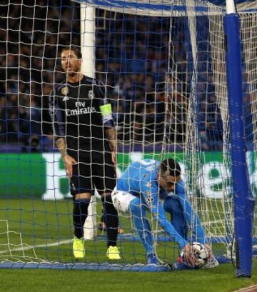 Mertens eager to restart play after his goal.