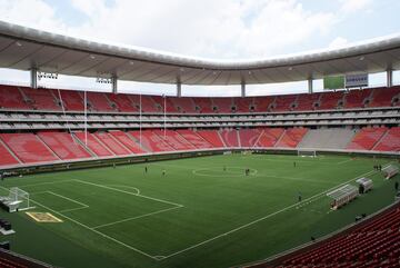 La historia del estadio de Chivas en 40 fotos inéditas