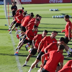 Felipe ya sufre al Profe Ortega; primero en caer en resistencia