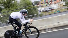 Froome golpea primero con más de medio minuto a sus rivales