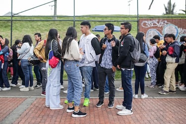 Este estudio revela lo que más preocupa a los jóvenes en Colombia: las respuestas son sorprendentes